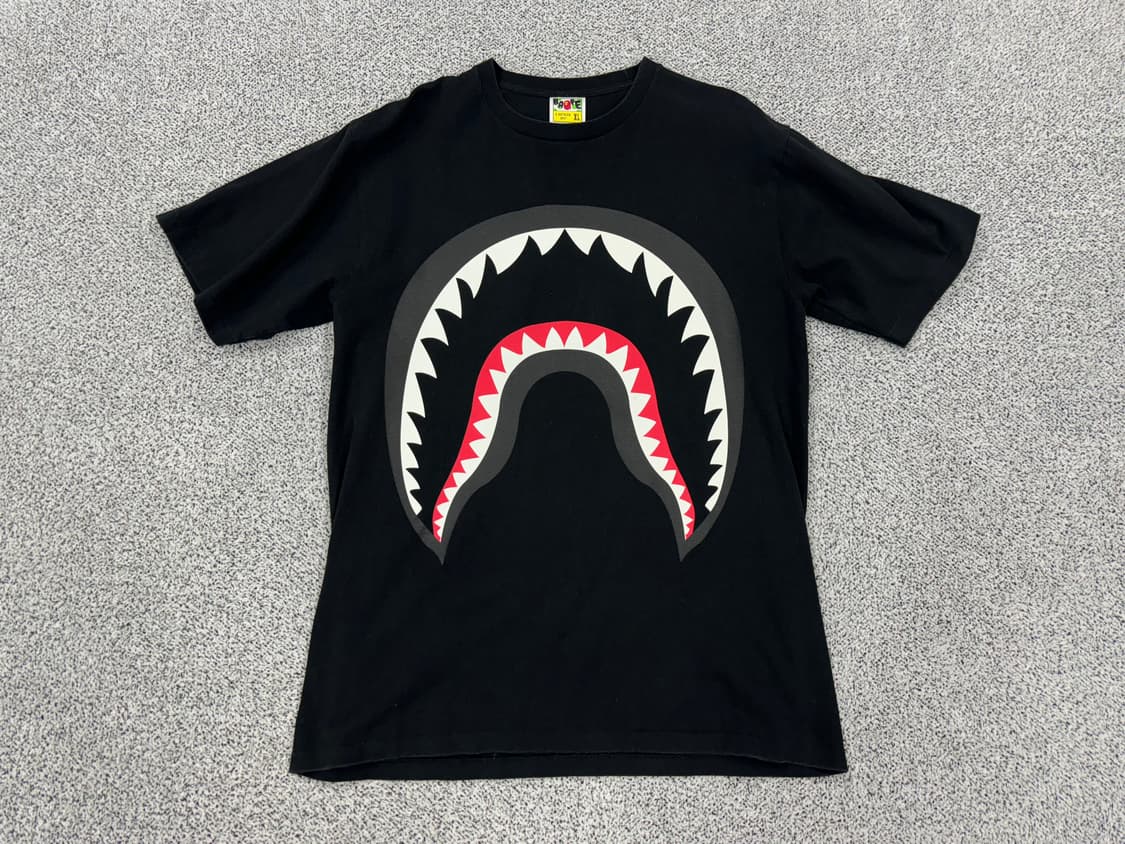 베이프 샤크 반팔티 상품이미지1