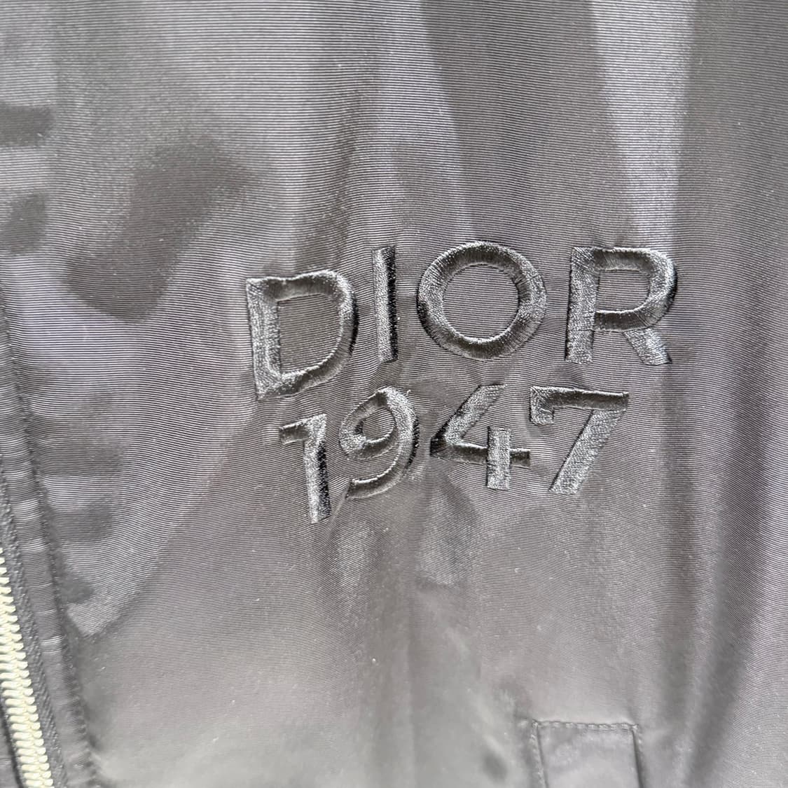 (S+/50) / 디올 엠브로이더 로고 블랙 봄버 자켓 상품이미지4