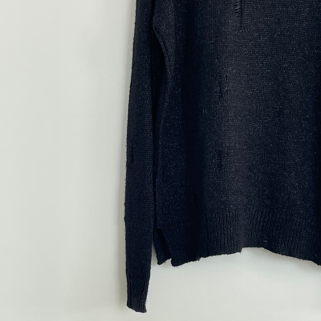 올세인츠 블랙 데미지 니트 상품이미지6