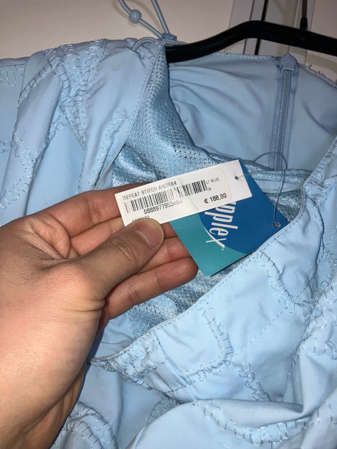 슈프림 리핏 스티치 아노락 라이트 블루 - 23SS 상품이미지5