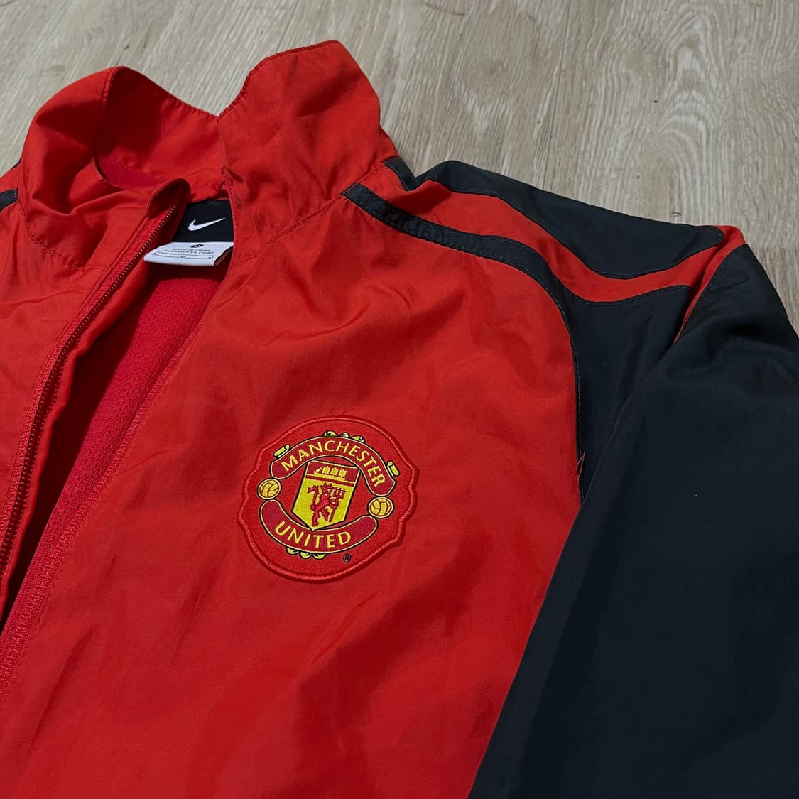 나이키 맨유 바람막이 자켓 M/95 상품이미지3