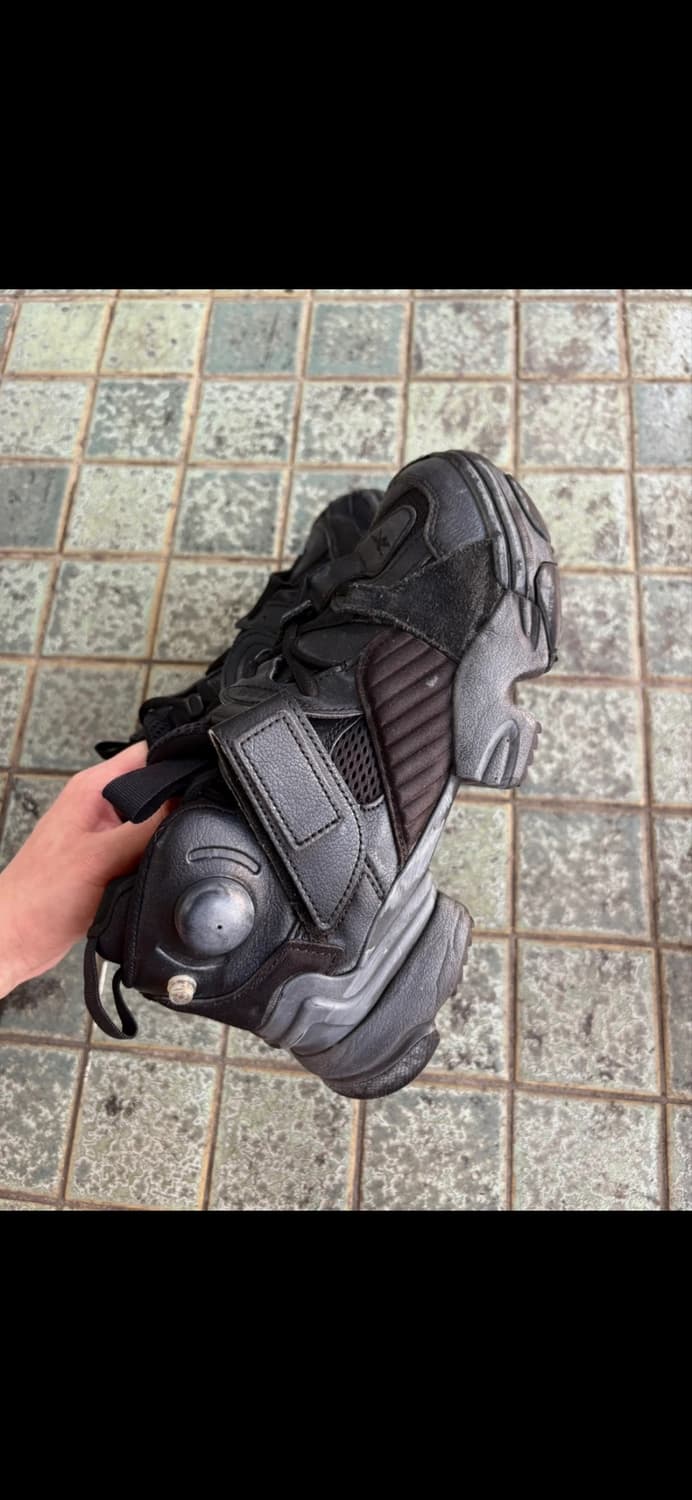 리복 베트멍 유전자변형 더티블랙 퓨리 235 상품이미지2