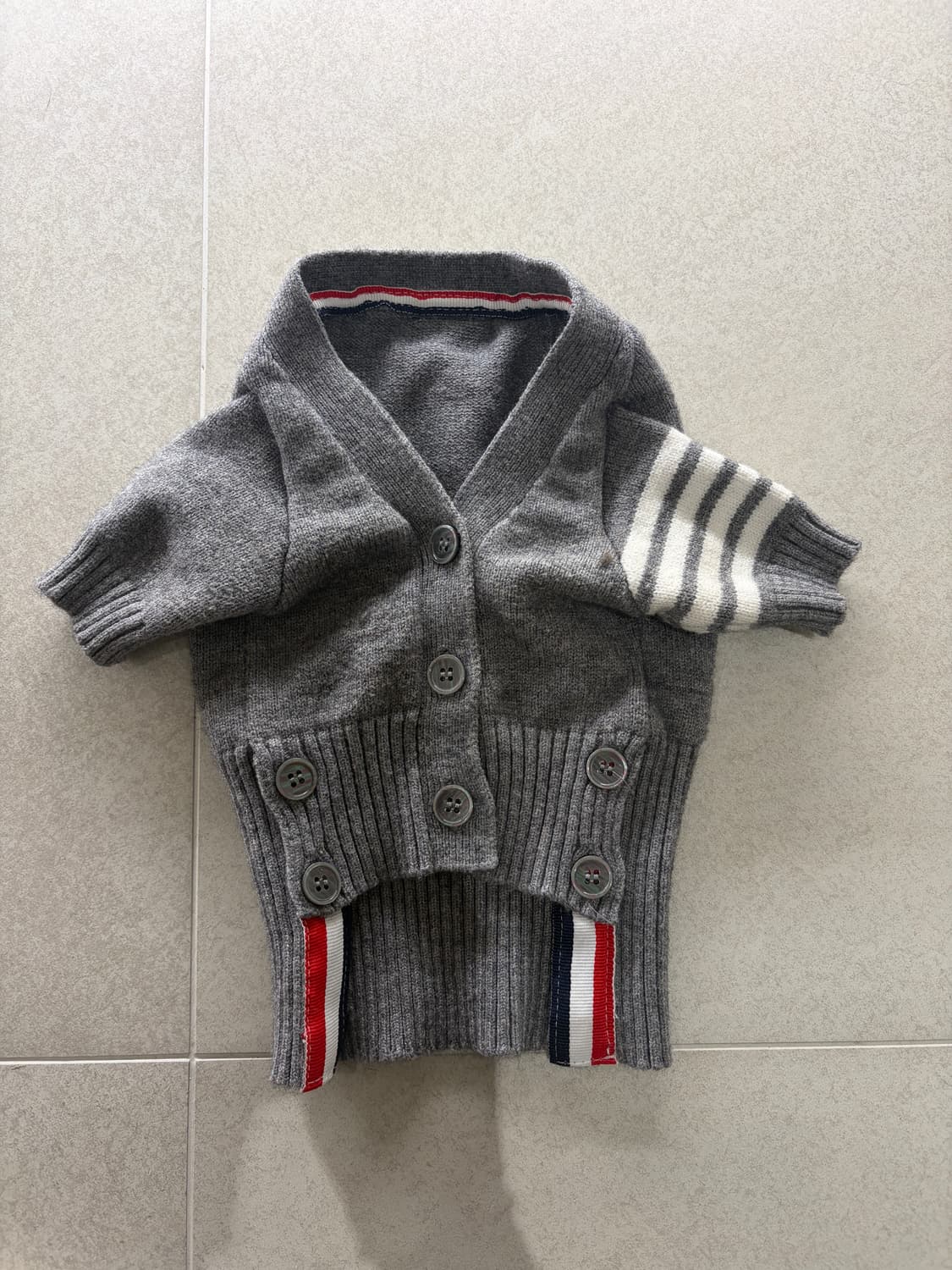 강아지 옷 톰브라운 가디건  상품이미지1