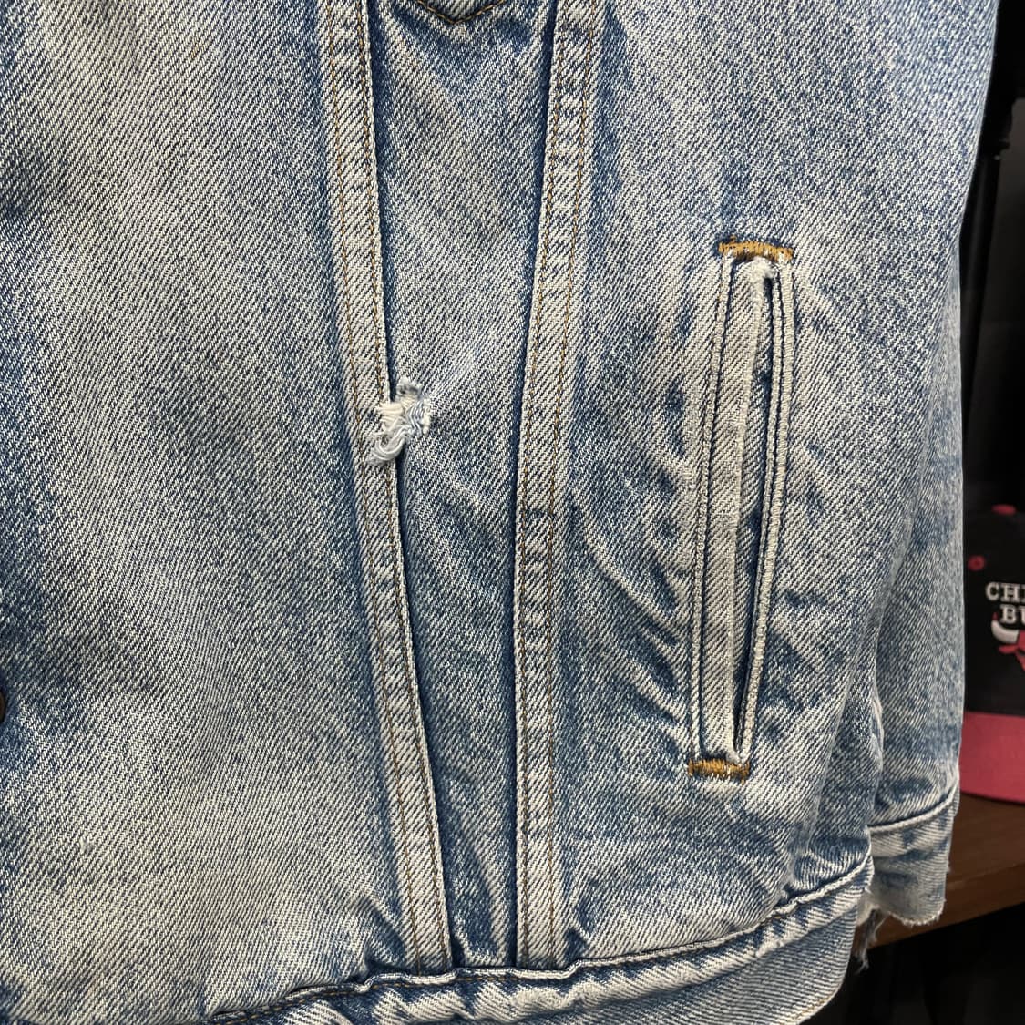 90s 리바이스 라이트 워시드 쉐르파 데님 자켓 상품이미지7