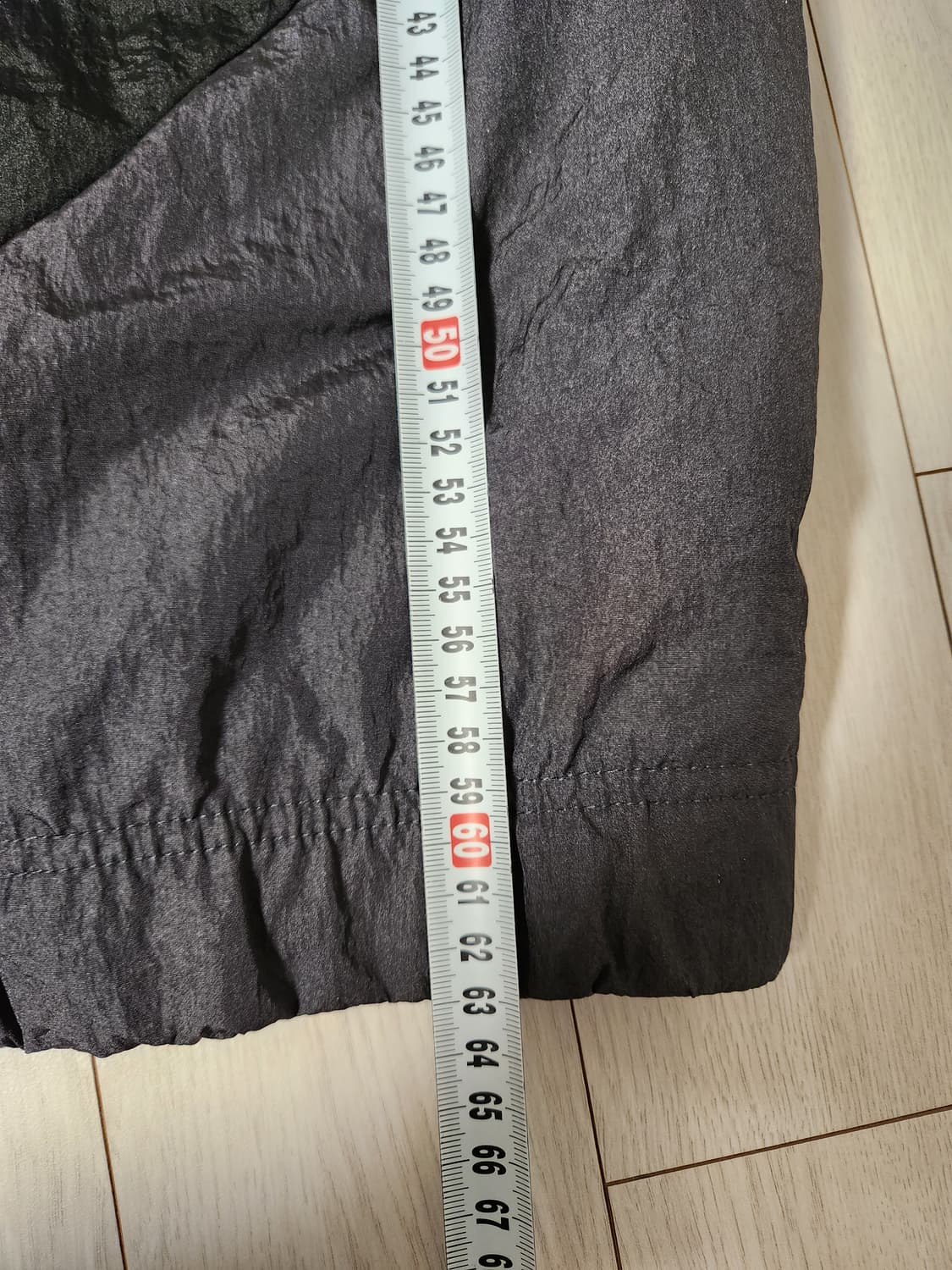 나이키 스우시 우븐 라인드 바람막이 재킷 DD5968-010 사이즈m

 상품이미지4