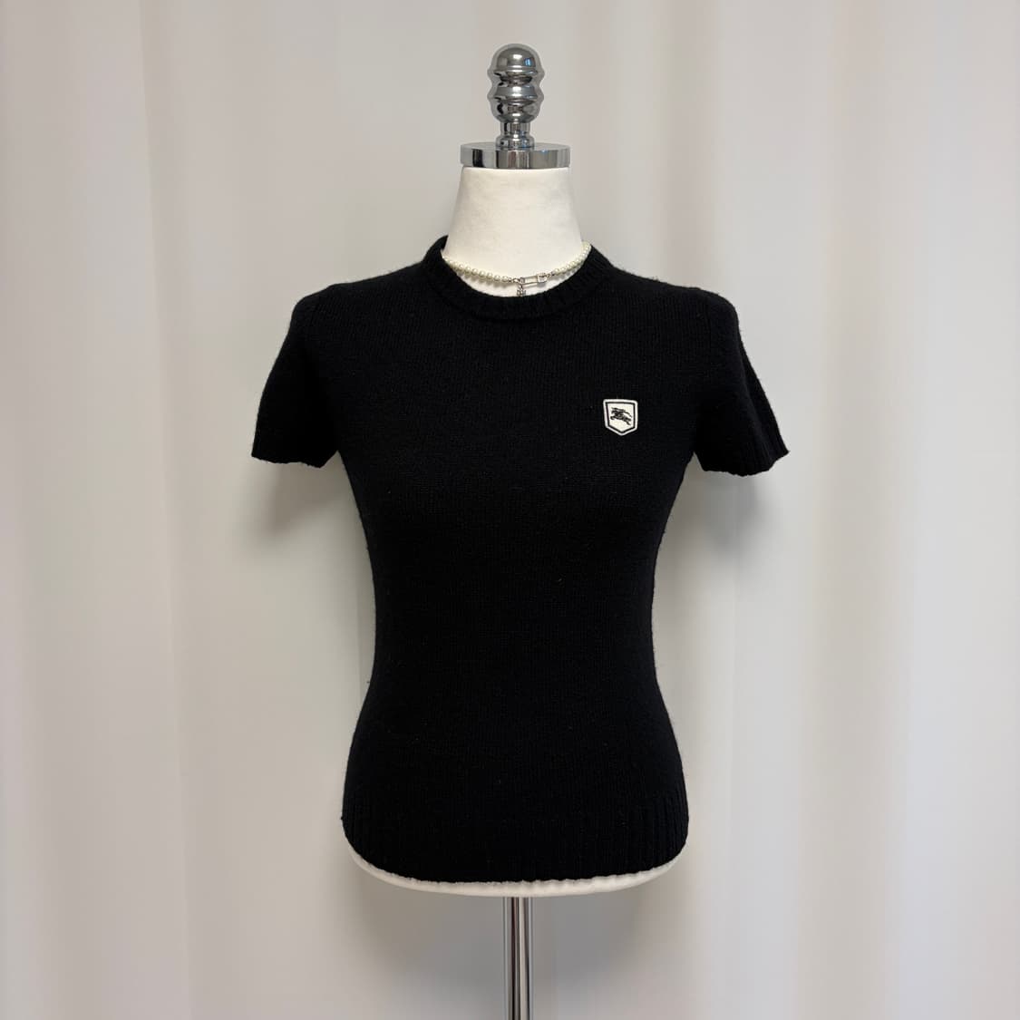 버버리 울 로고 블랙 반팔 니트 상품이미지6