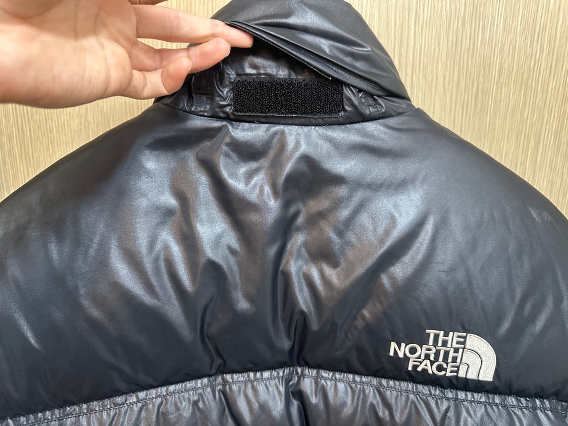 노스페이스 유광 눕시 700다운 패딩 상품이미지7