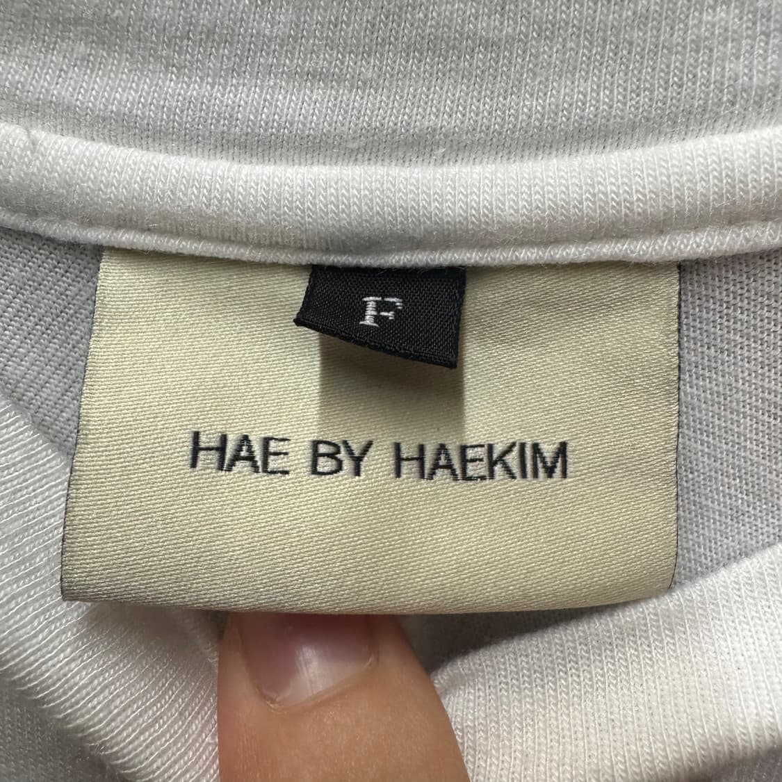 해바이해킴 퍼프소매 티셔츠  상품이미지2