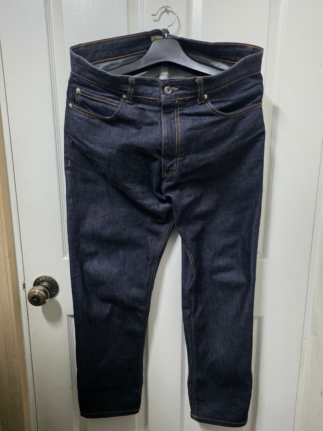 프리즘웍스 셀비지 데님 테이퍼드 앵클 팬츠 판매합니다. 상품이미지1