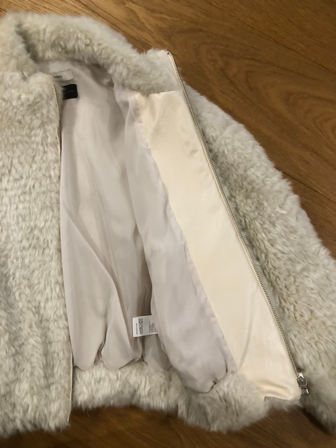 Amomento 헤어리 집업 점퍼 상품이미지2