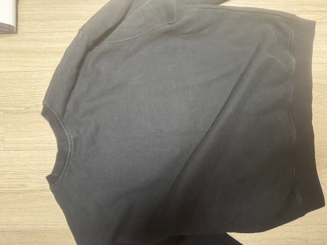 베를린포토북 맨투맨 l 상품이미지3