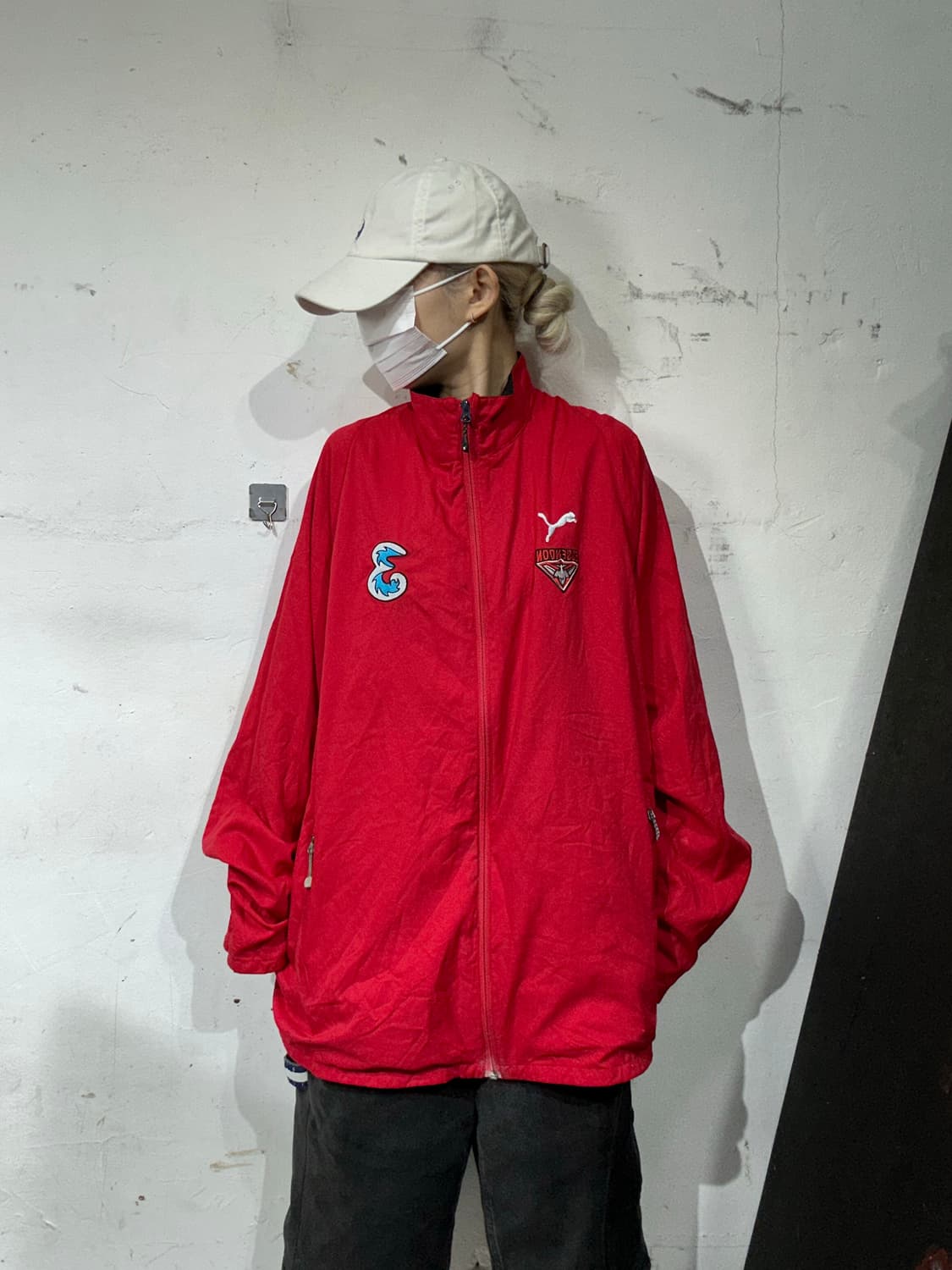 푸마 레드 오버핏 바람막이 자켓 XL 상품이미지2