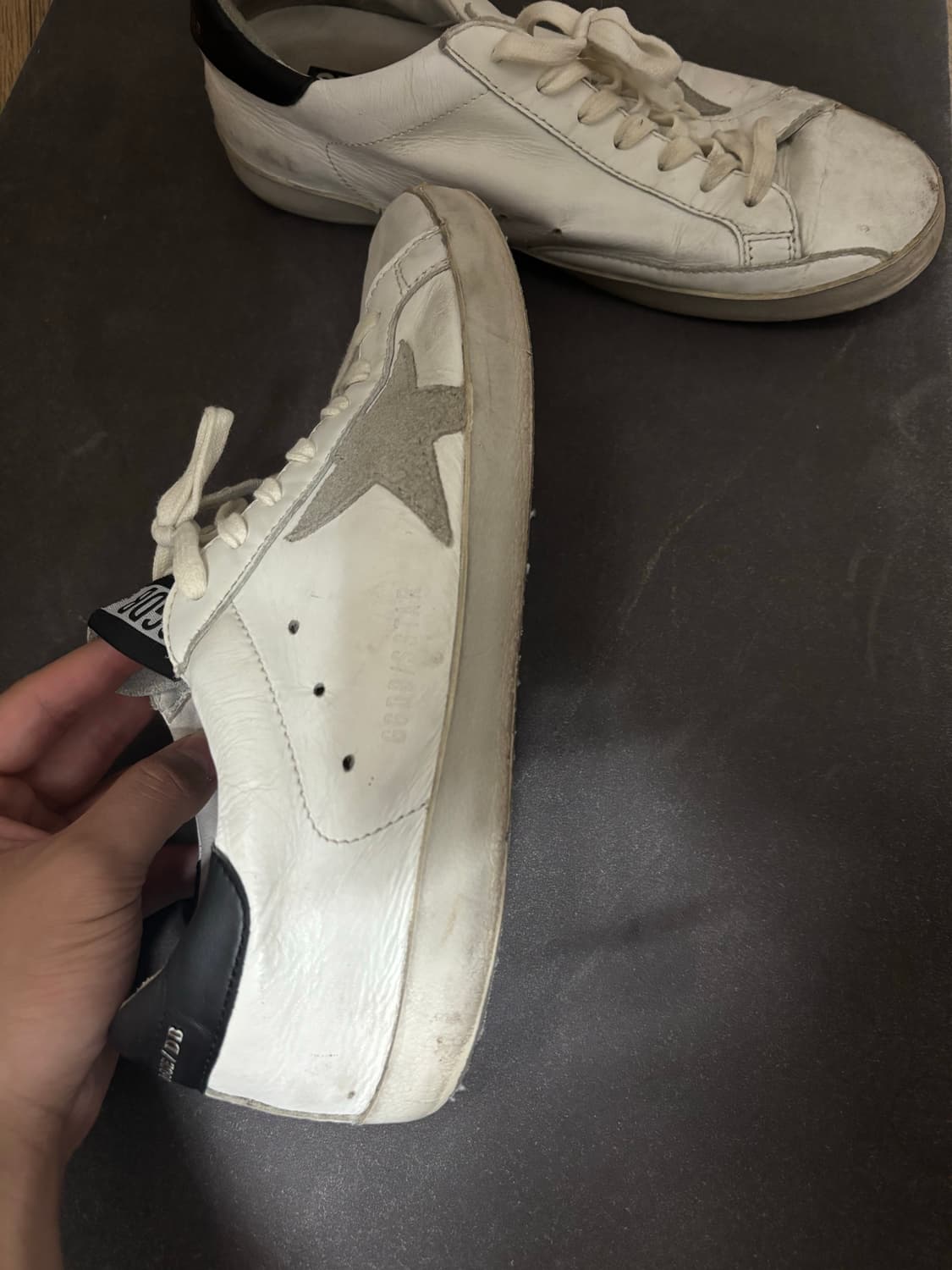 (260-65)골든구스 슈퍼스타 블랙탭 상품이미지3