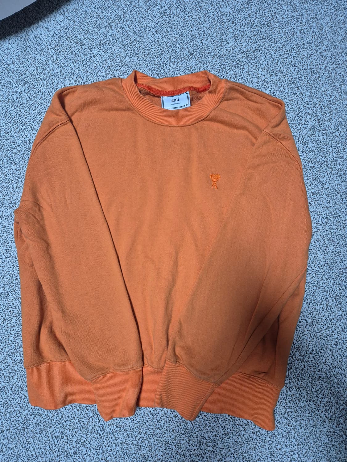 아미 오렌지 맨투맨 상품이미지2