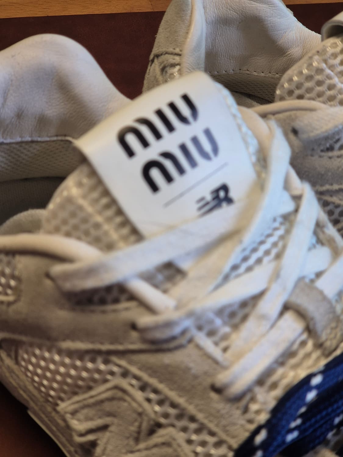 실착용3회 250-255(39)  정품 미우미우 X 뉴발란스530스니커즈 상품이미지3