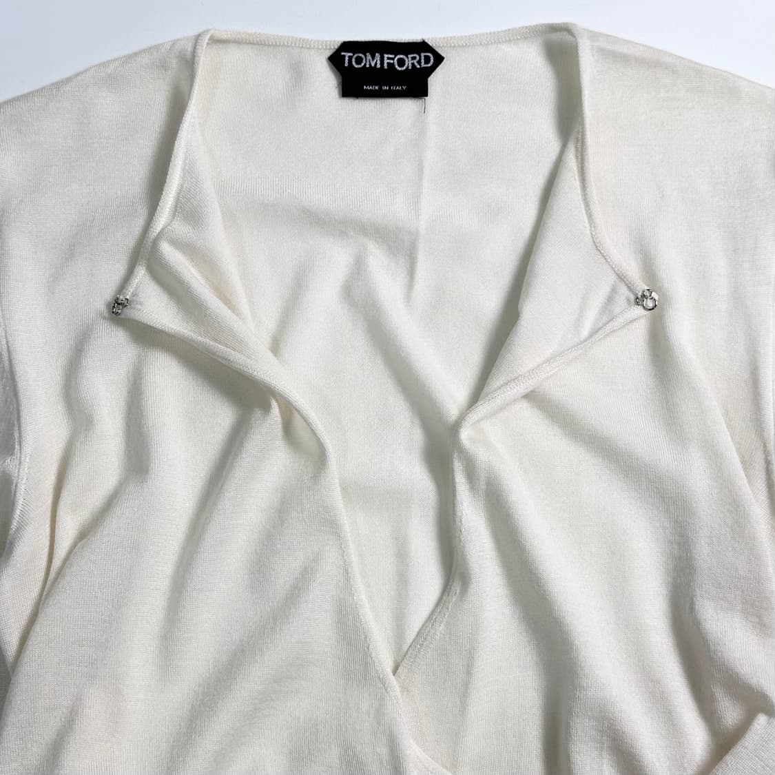 톰포드 캐시미어 셔링 니트   상품이미지3