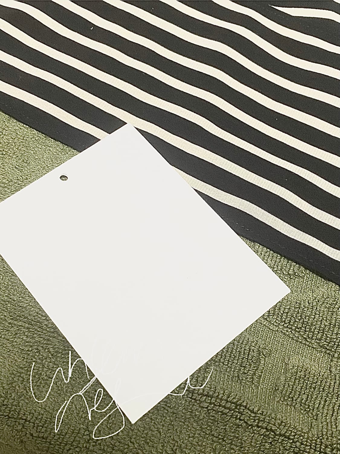 토템 시그니처 모노그램 실크 리본 스카프 블랙 상품이미지3