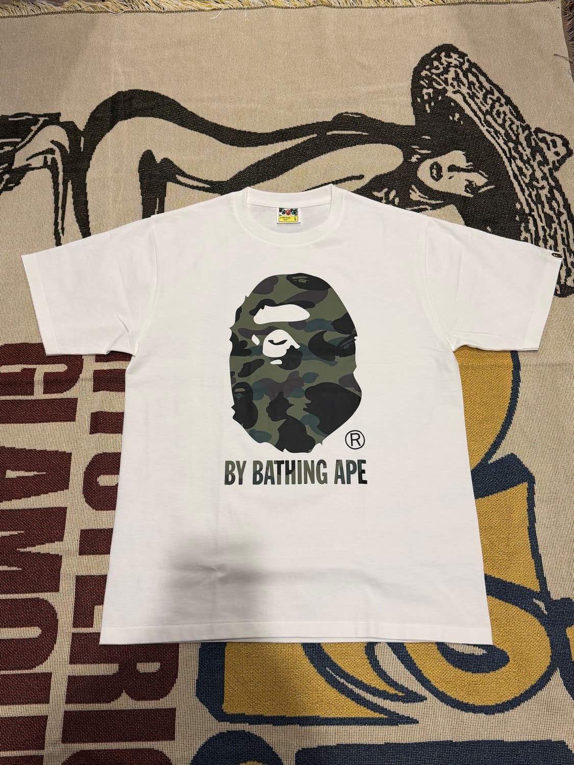 베이프 카모 반팔티 L 새상품 상품이미지1