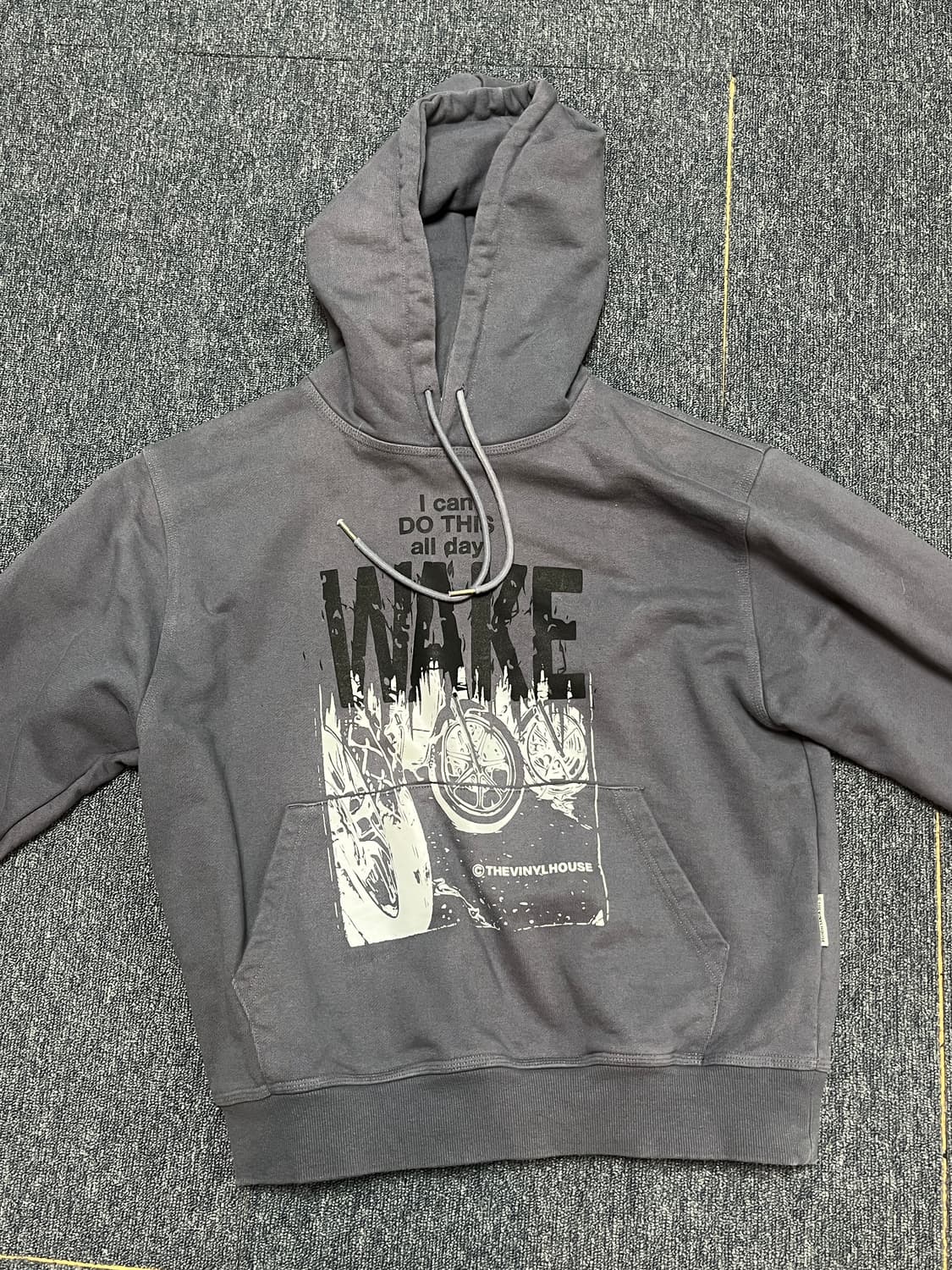 더바이닐하우스 후드티 wake hoodie grey S 상품이미지3