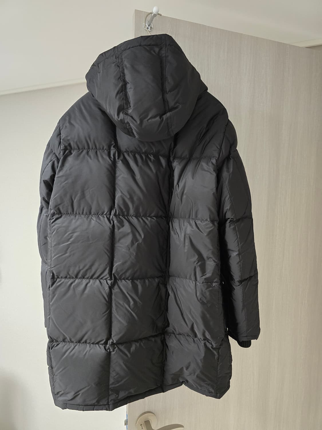 프라다 구스다운 후드 패딩 M 상품이미지2