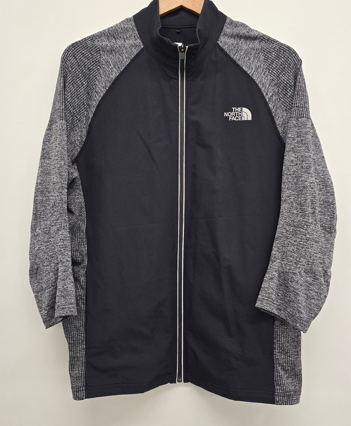 노스페이스 남성 7부 집업.
싸이즈 100~105 상품이미지1