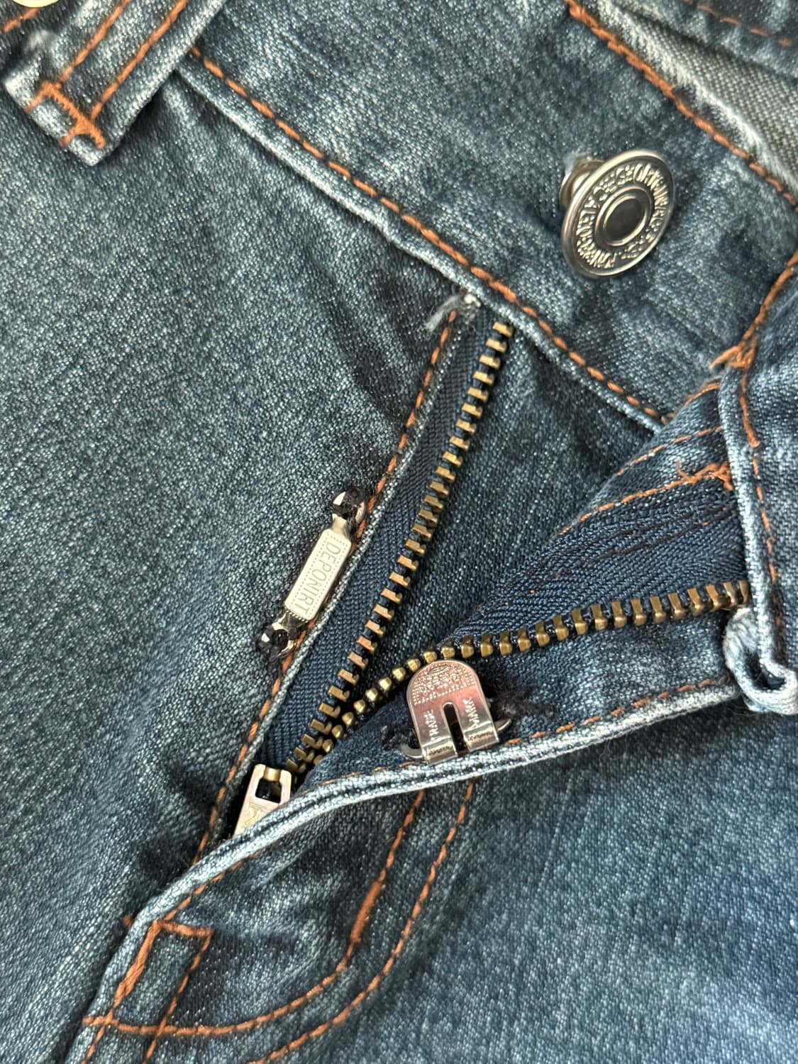 로우라이즈 부츠컷 팬츠 상품이미지3