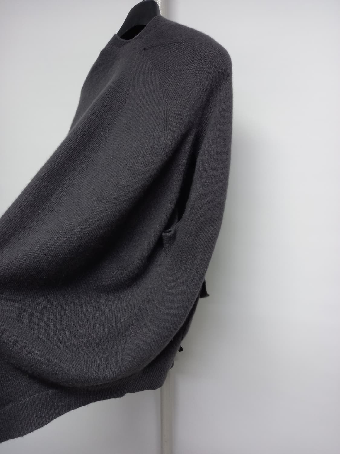 지스튜디오 춘추동 캐시미어블랜 루즈핏 베스트 66.77 상품이미지5