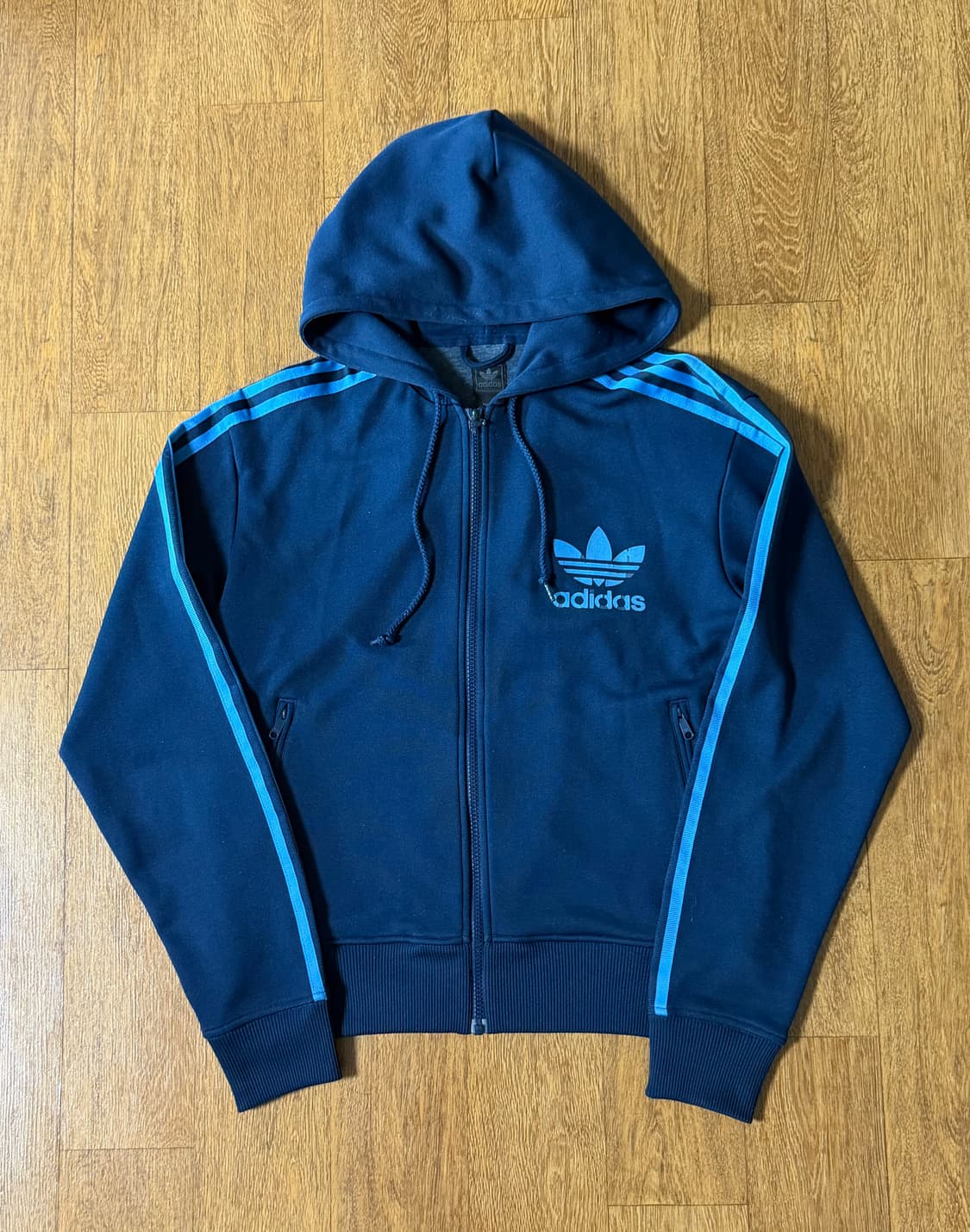 (매물귀함!!) 아디다스 네이비 소라 후드플락 100 L 상품이미지1