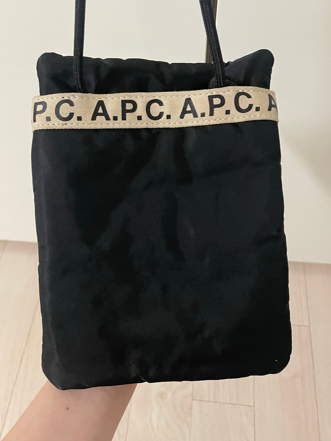 아페쎄 리피트 미니 크로스백 상품이미지4