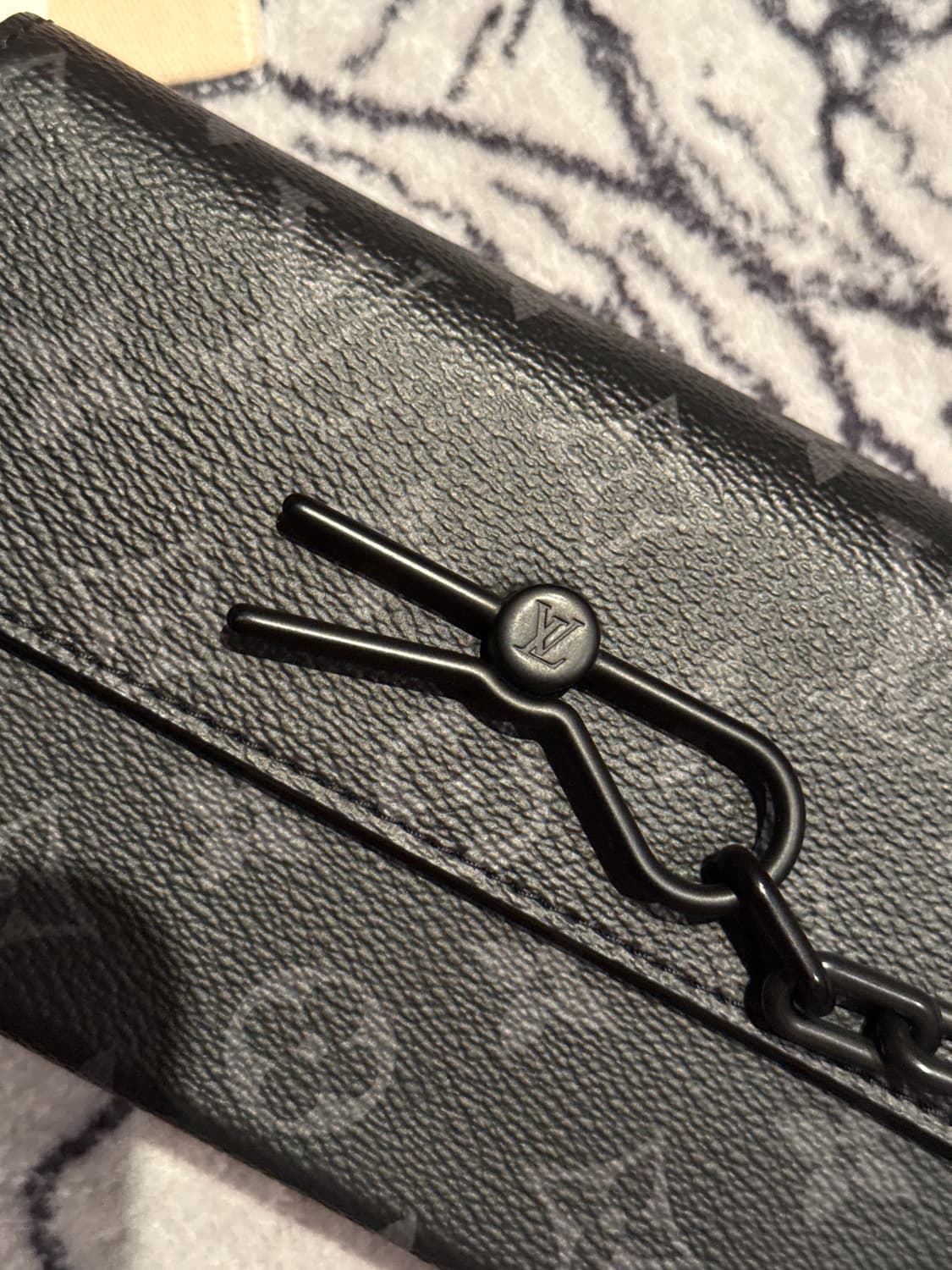 {백화점판/인보이스포함} 루이비통 스티머 웨어러블 월릿 크로스백 상품이미지2