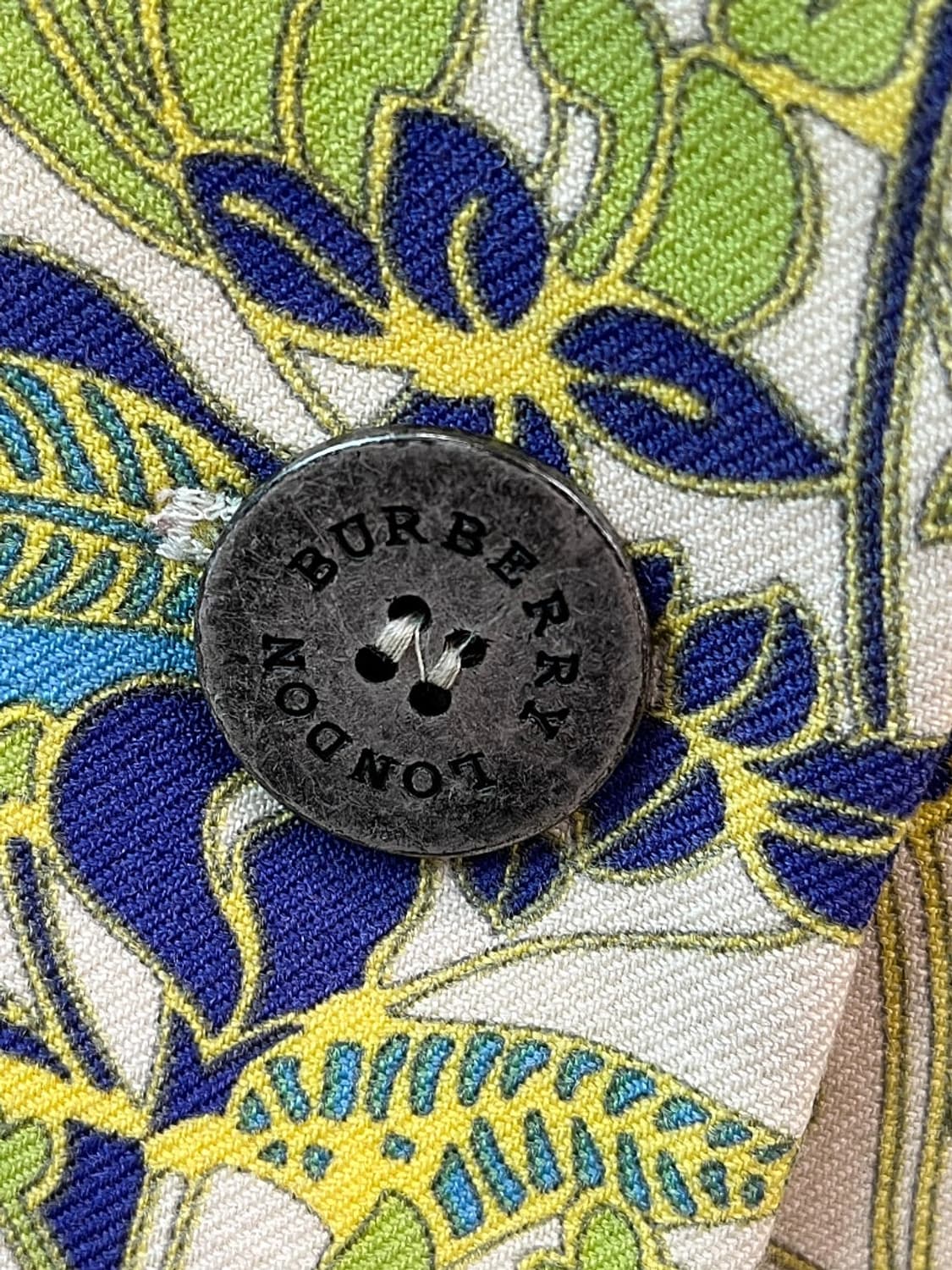 여) 버버리 이태리 플로럴 코트 상품이미지4