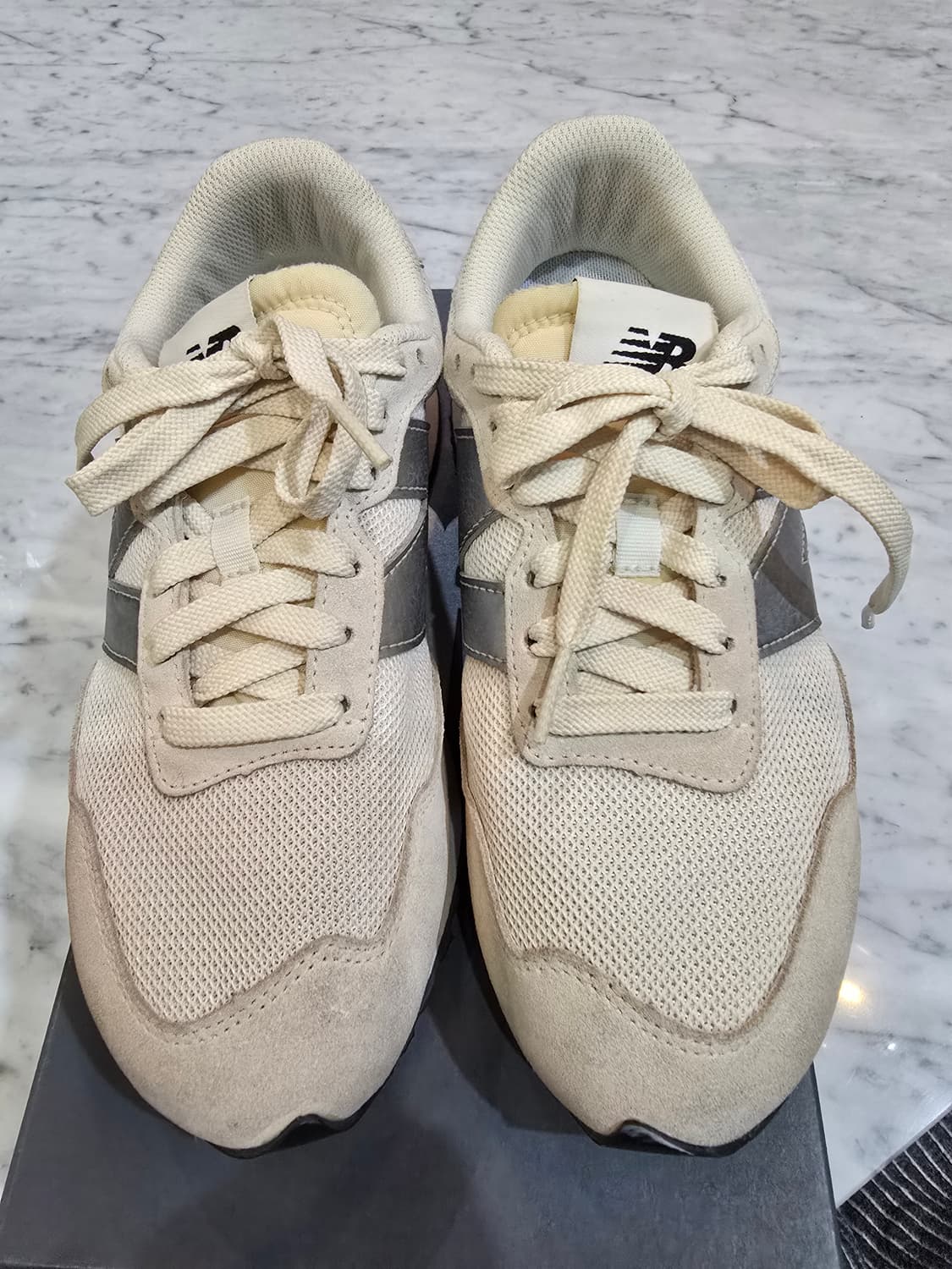 뉴발란스운동화 237cb 씨솔트 240 판매합니다 상품이미지3