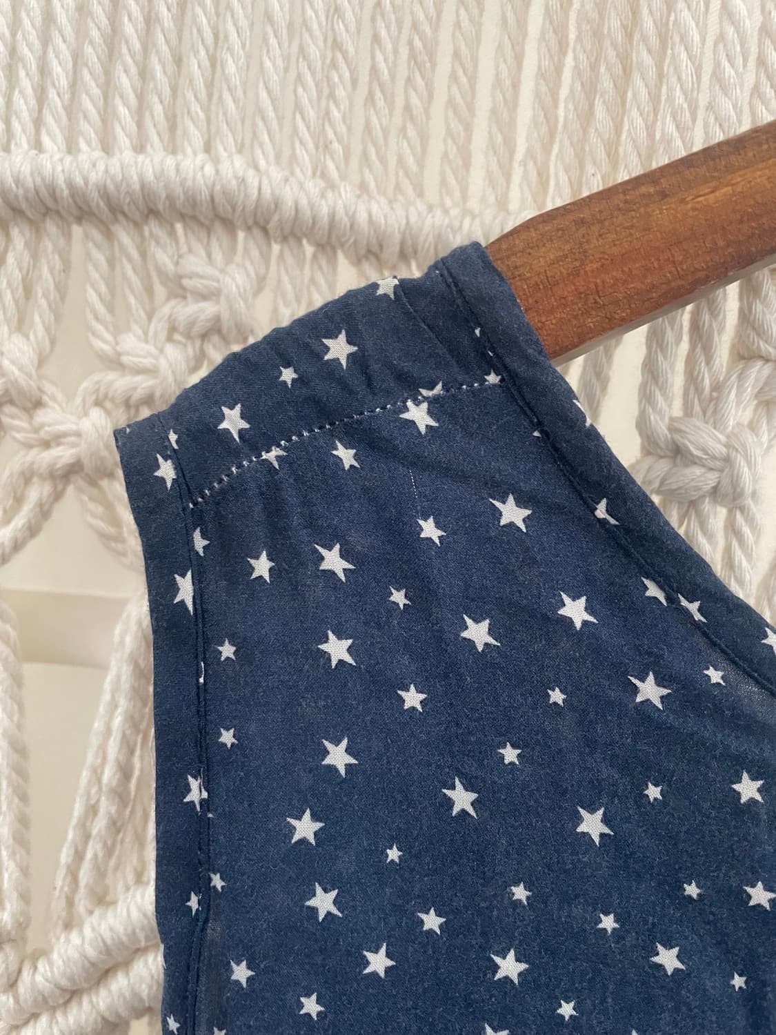 별 프린트 슬리브리스 탑 상품이미지3