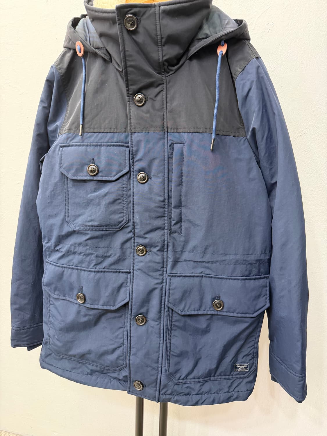 정품) 아베크롬비 남성 패딩 M 상품이미지2