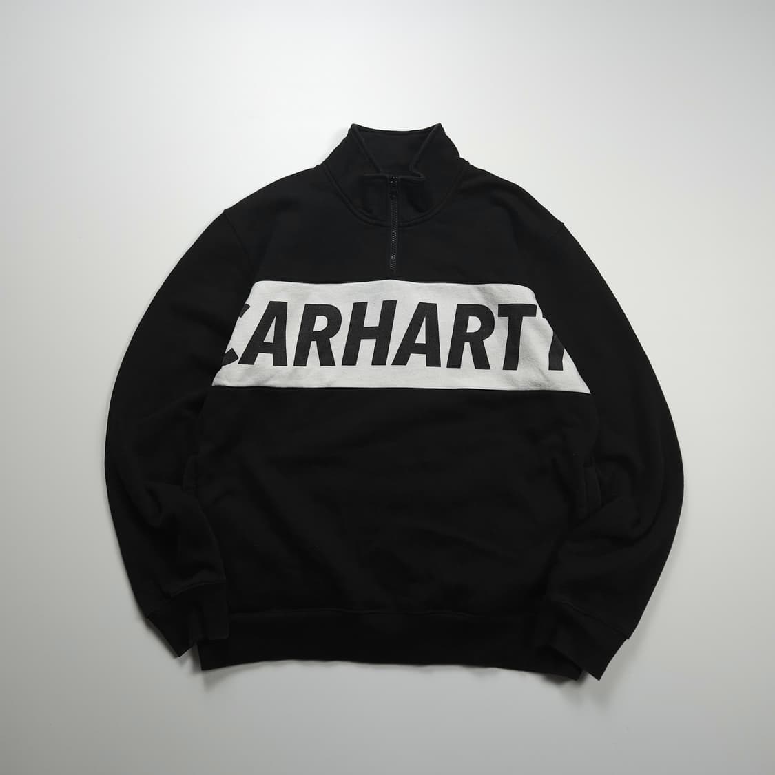 칼하트 WIP 스펠아웃 배색 반집업 맨투맨 (100) 상품이미지2