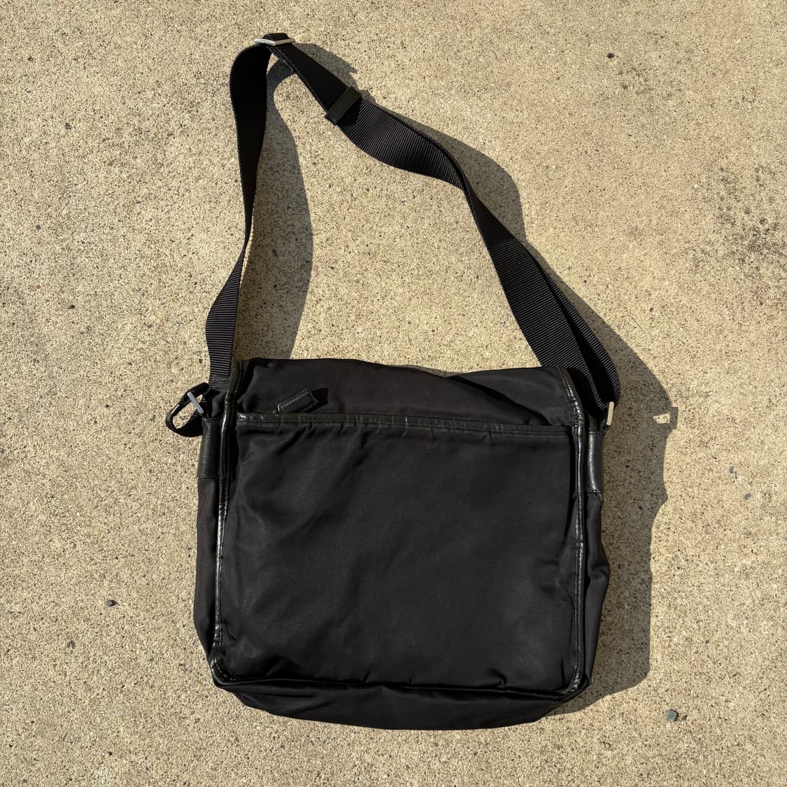 프라다 블랙 나일론 메신저 백 상품이미지9