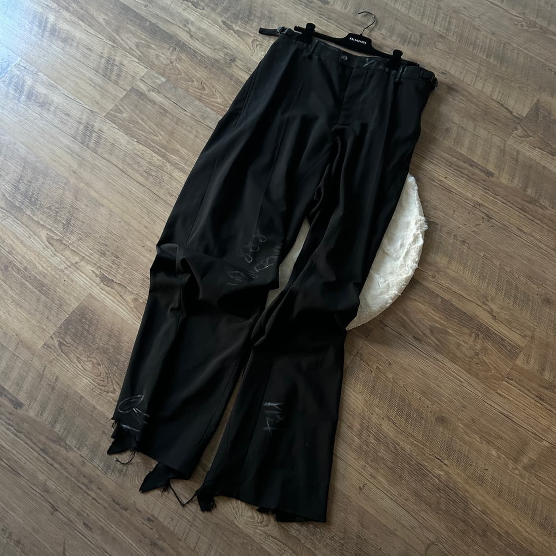 발렌시아가 스케이터 그래피티 테일러드 팬츠 상품이미지7