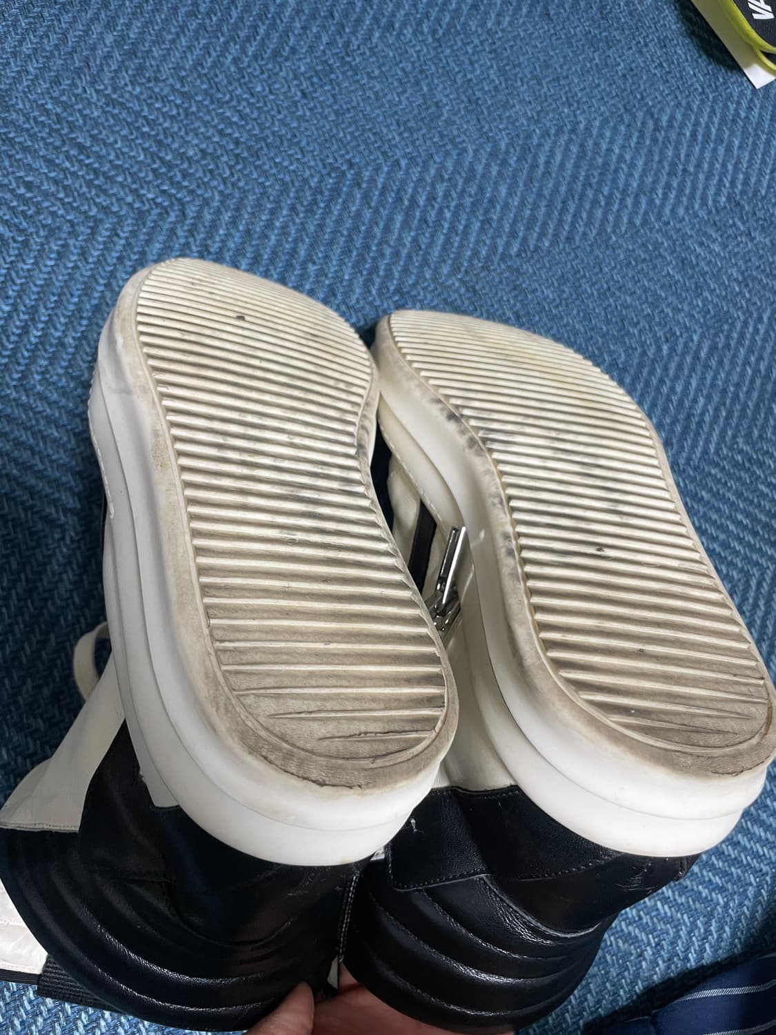 [43] 릭오웬스 지오바스켓 밀크/블랙 상품이미지7