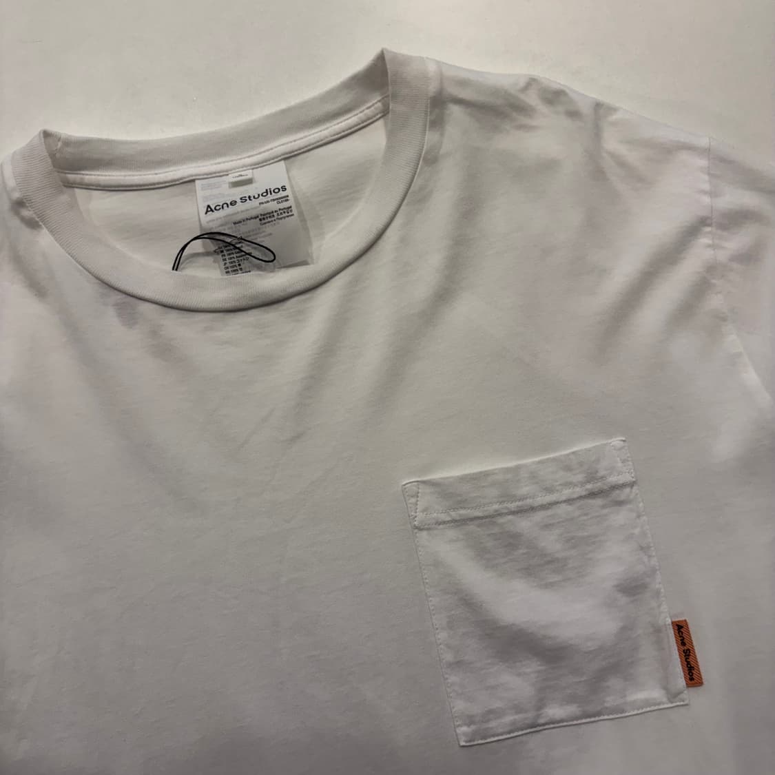[M] 아크네 스튜디오 포켓 반팔 티셔츠 화이트 D674 상품이미지3