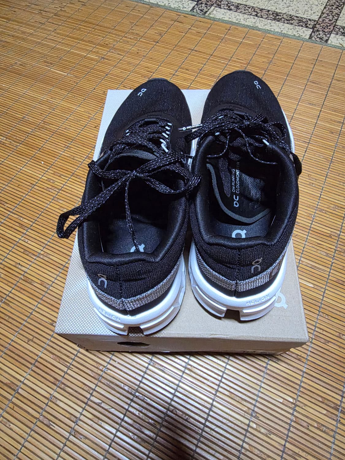 온러닝 클라우드몬스터2 블랙 260 상품이미지3