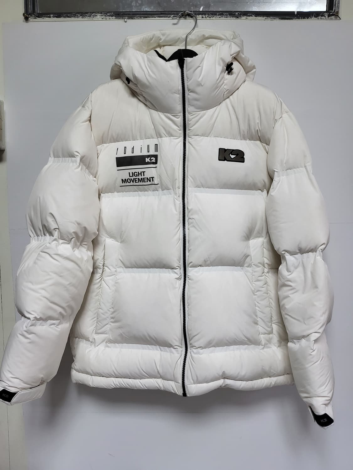 K2 포디엄 패딩 100 사이즈 흰색 상품이미지1
