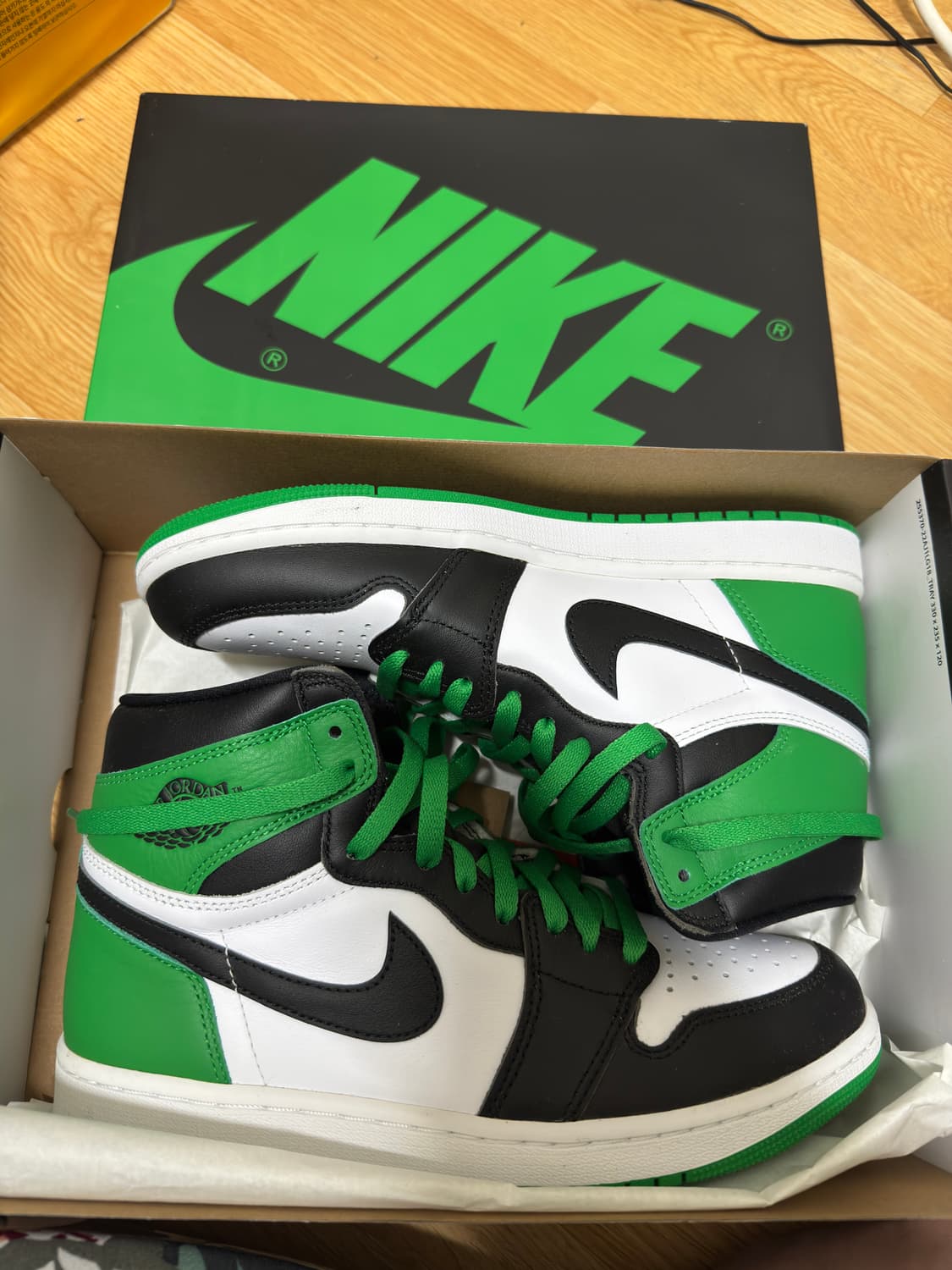 조던1 하이 럭키그린 270 상품이미지1