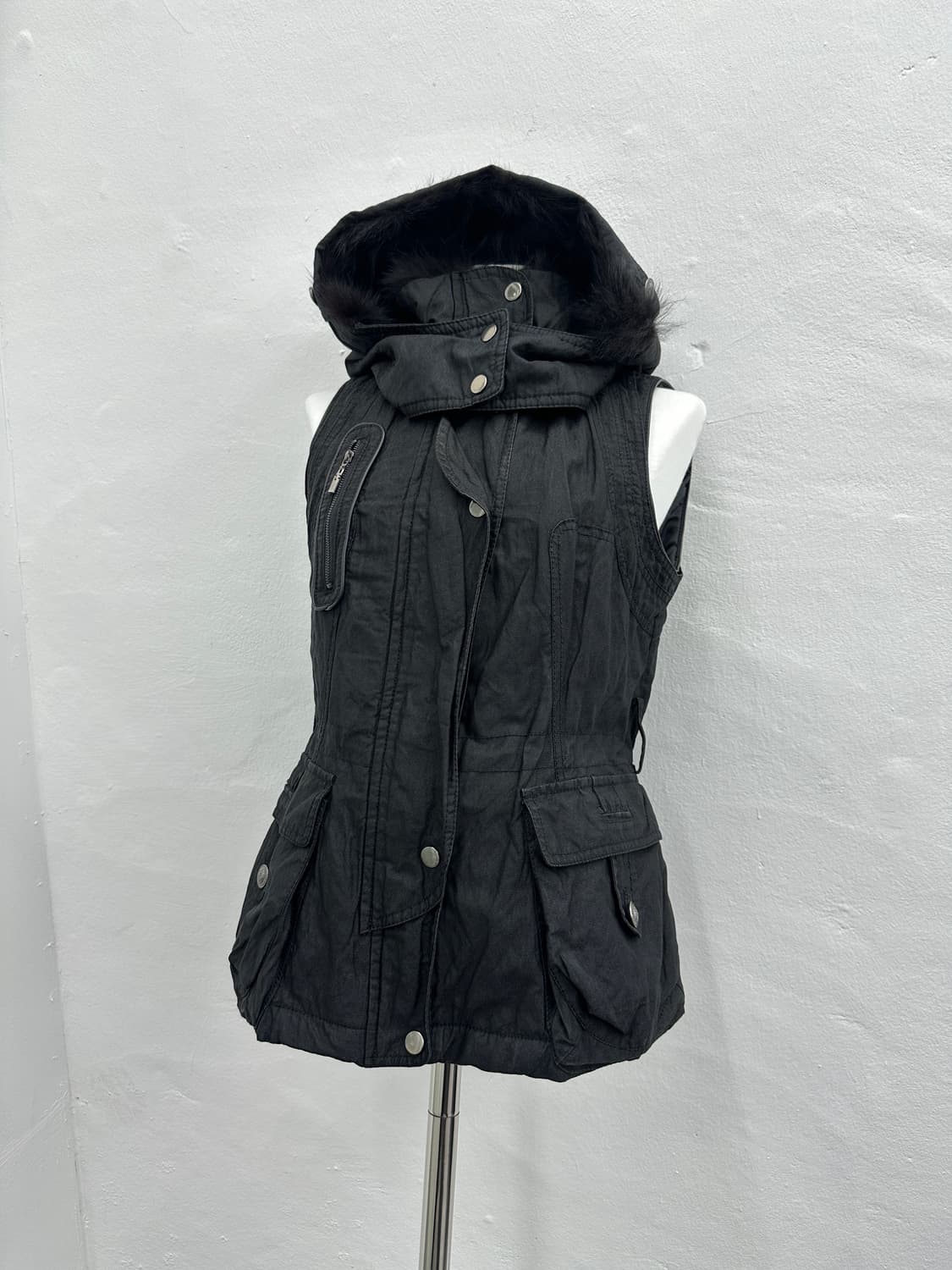 Fox fur zipper detail hood vest 상품이미지4