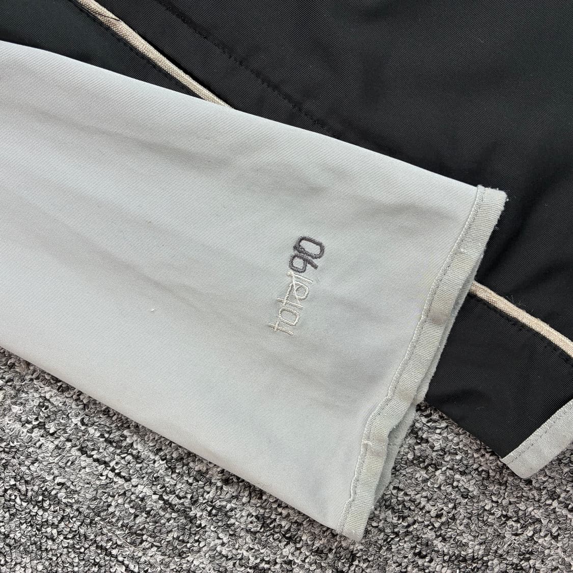 나이키 00s 토탈 90 블랙 그레이 바람막이 XL 상품이미지8