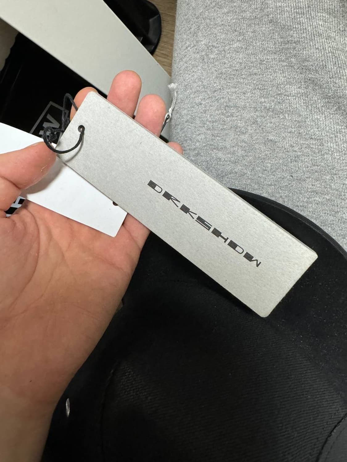 릭오웬스 다크쉐도우 레더캡 상품이미지8