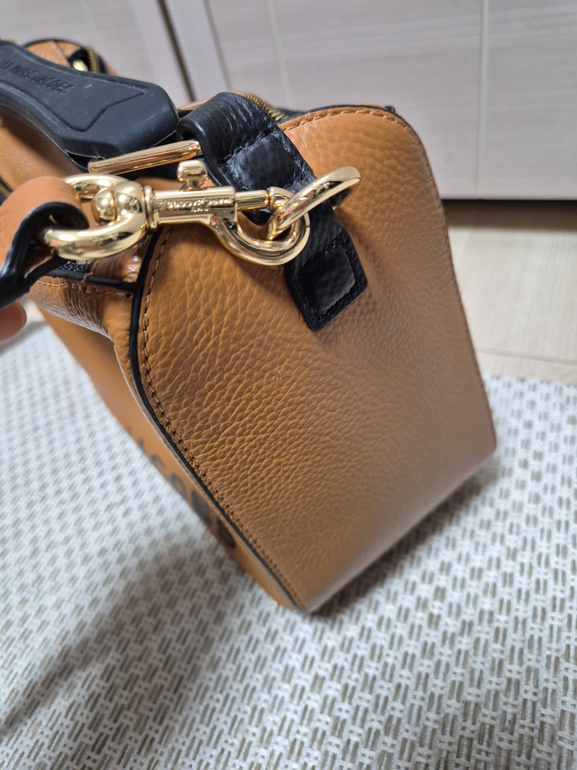 (정품) 마크제이콥스 소프트박스 브라운 레더 토트백 크로스 상품이미지8