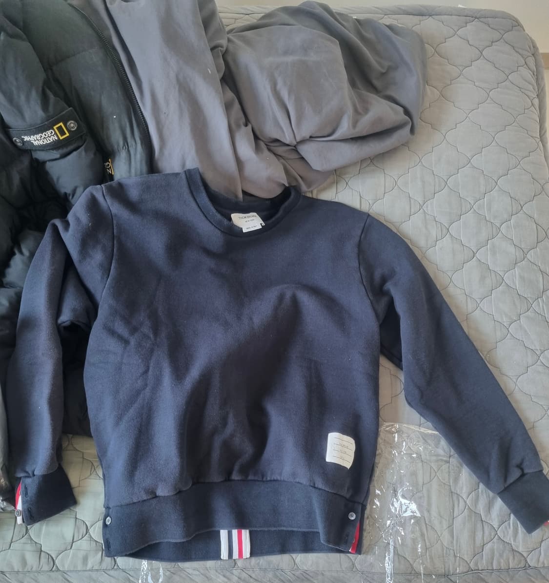 정품 톰브라운 백 삼선 맨투맨 3사이즈 상품이미지2