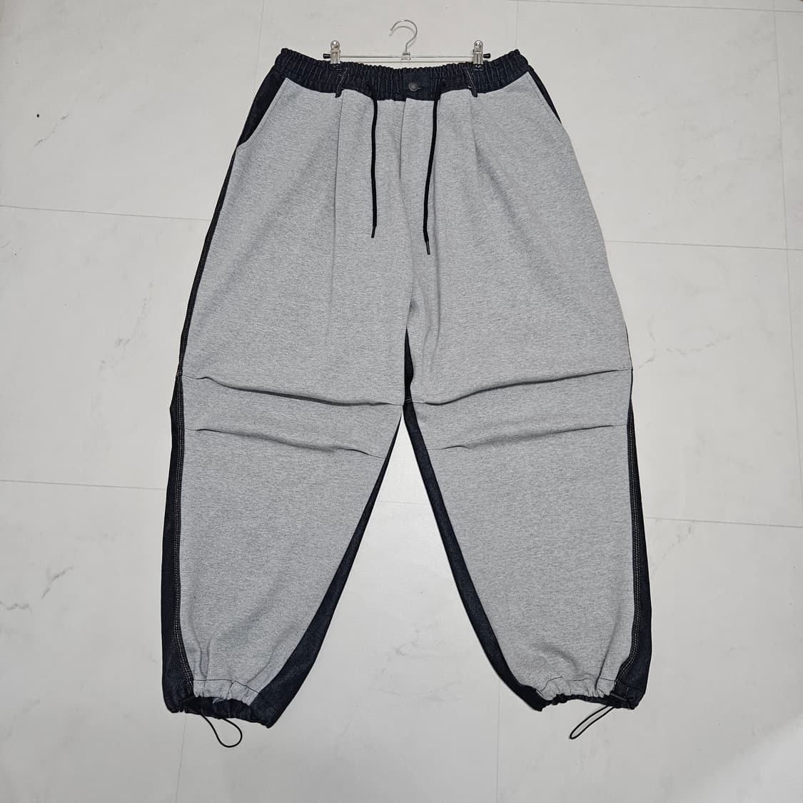 아더피츠 와이드 데님 스웻 배색 조거팬츠 상품이미지2