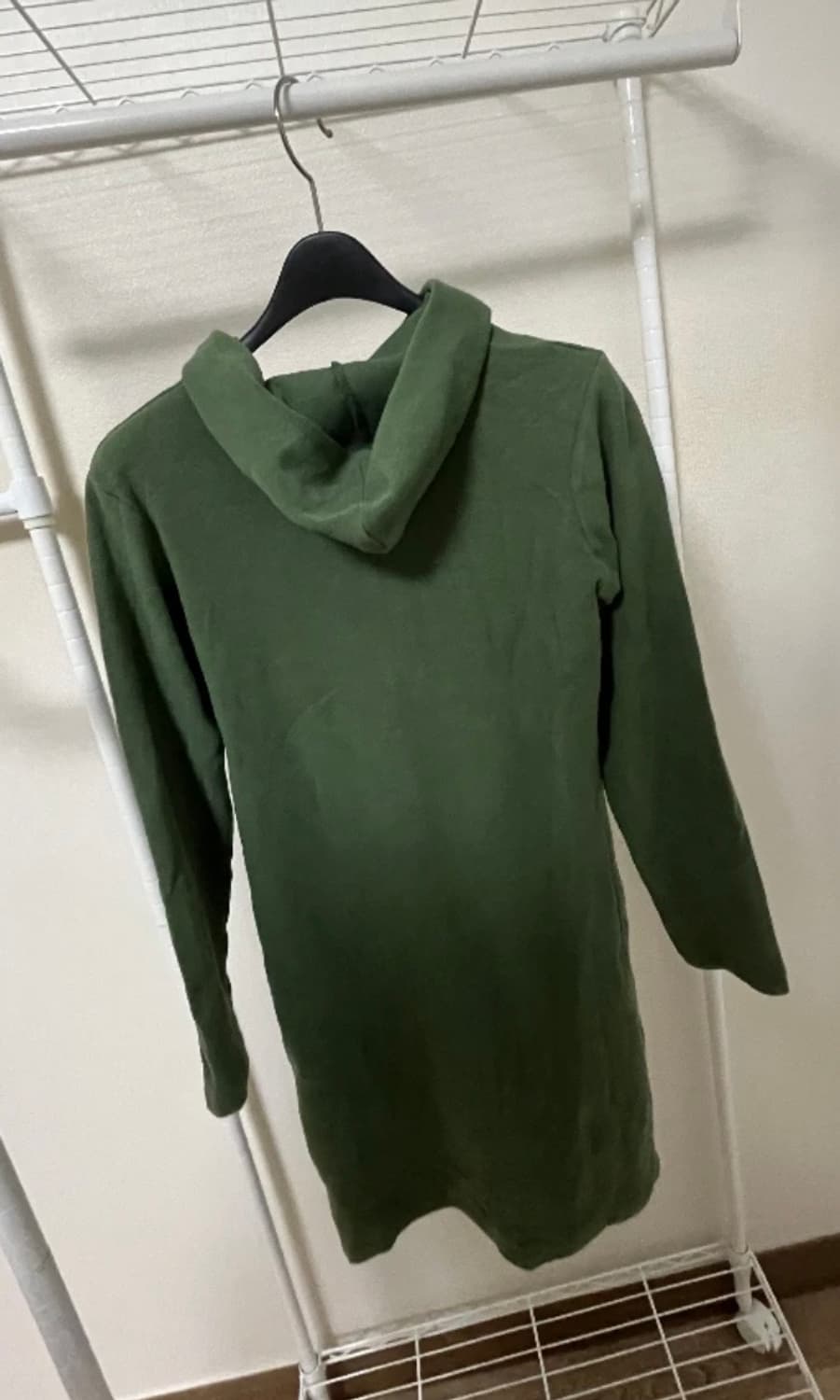 10월까지처분| 후드티 색상 그린 상품이미지2