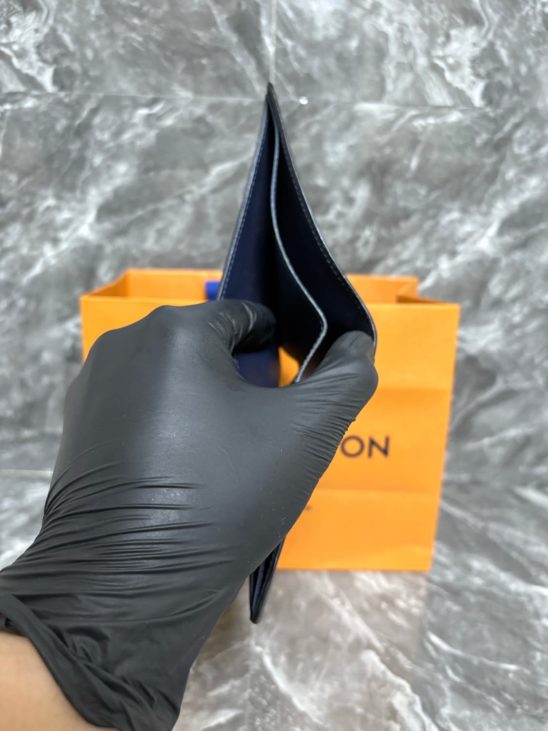 루이비통 슬렌더 윌렛 에삐 반지갑 상품이미지5